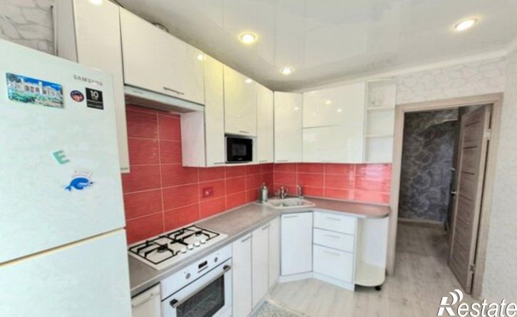 3-комн квартира ул Полины Осипенко, 112,  д. 112