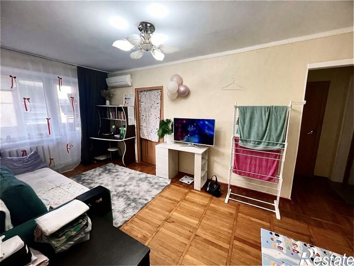 3-комн квартира Новороссийская ул., 80