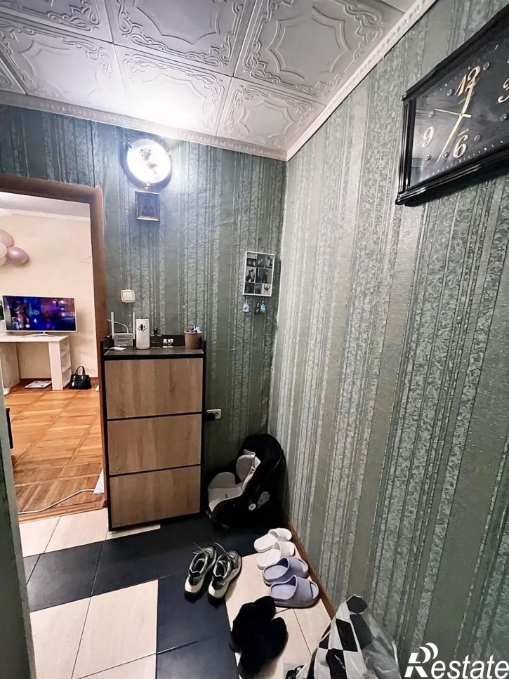 3-комн квартира Новороссийская ул., 80