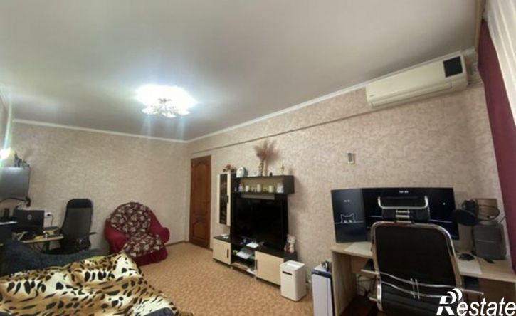 3-комн квартира ул Новороссийская, 1,  д. 1