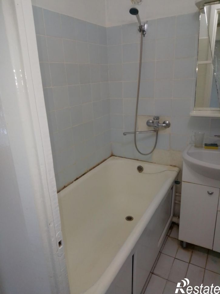 3-комн квартира Азовская ул., 14