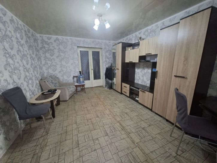 3-комн квартира Ефремова ул., 75