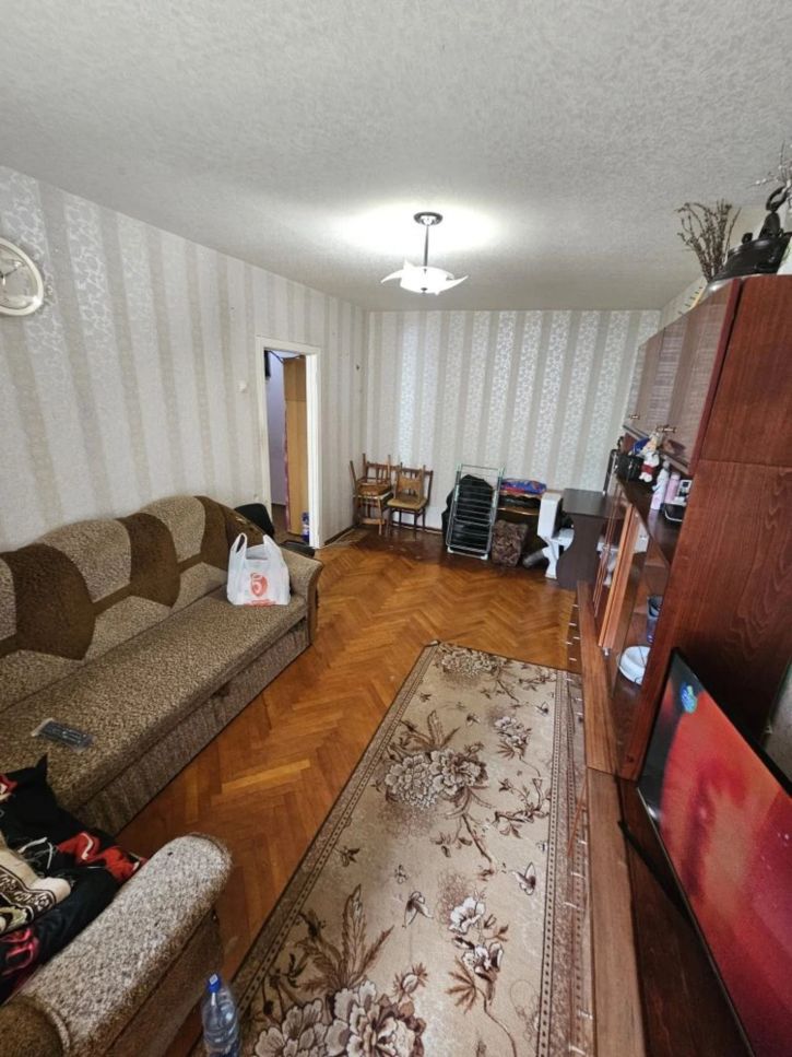 2-комн квартира Советской Армии ул., 17