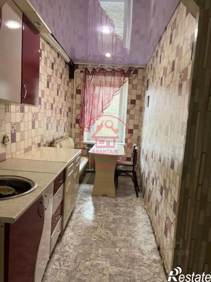 2-комн квартира ул 11-я Линия, 1,  д. 1
