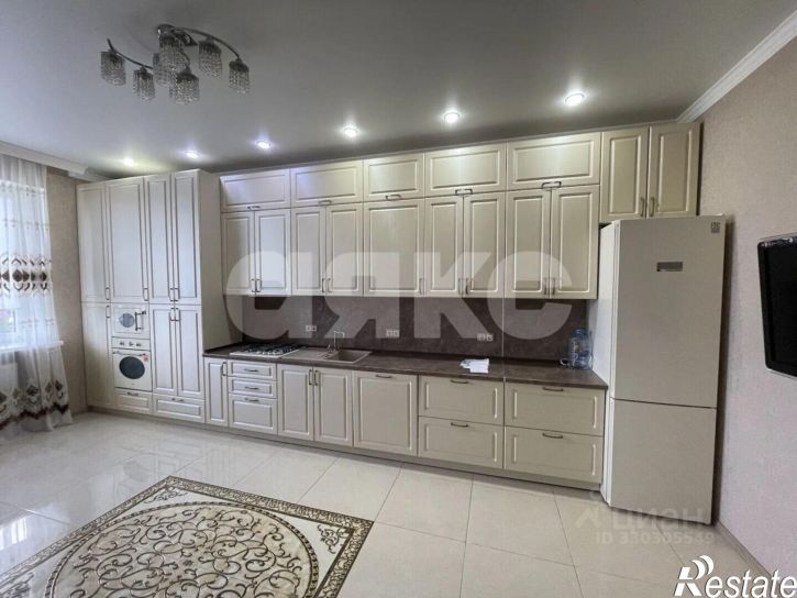 3-комн квартира улица Советской Армии, 210,  д. 210