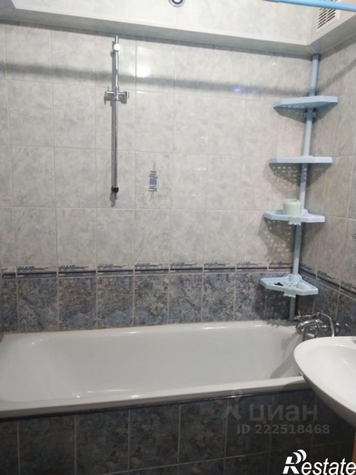 2-комн квартира улица Ефремова, 111,  д. 111