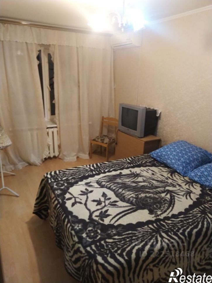 2-комн квартира улица Ефремова, 111,  д. 111