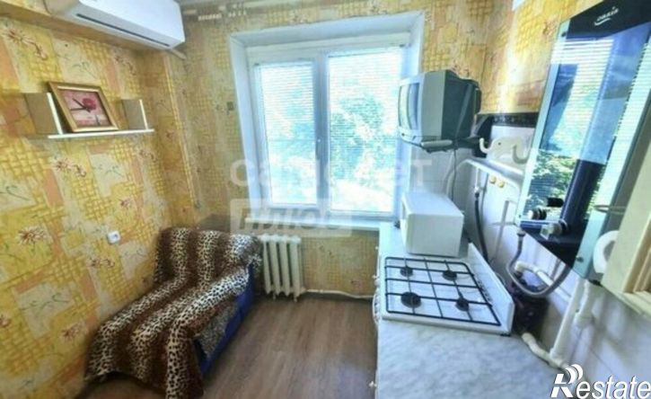 1-комн квартира улица Советской Армии, 27,  д. 27