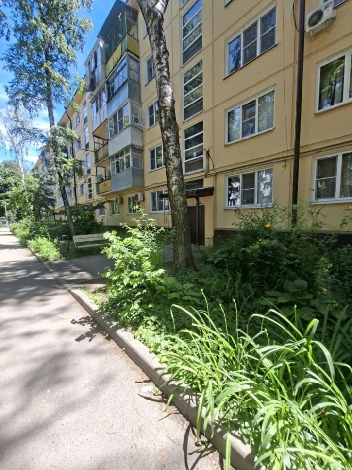 3-комн квартира Советской Армии ул., 29
