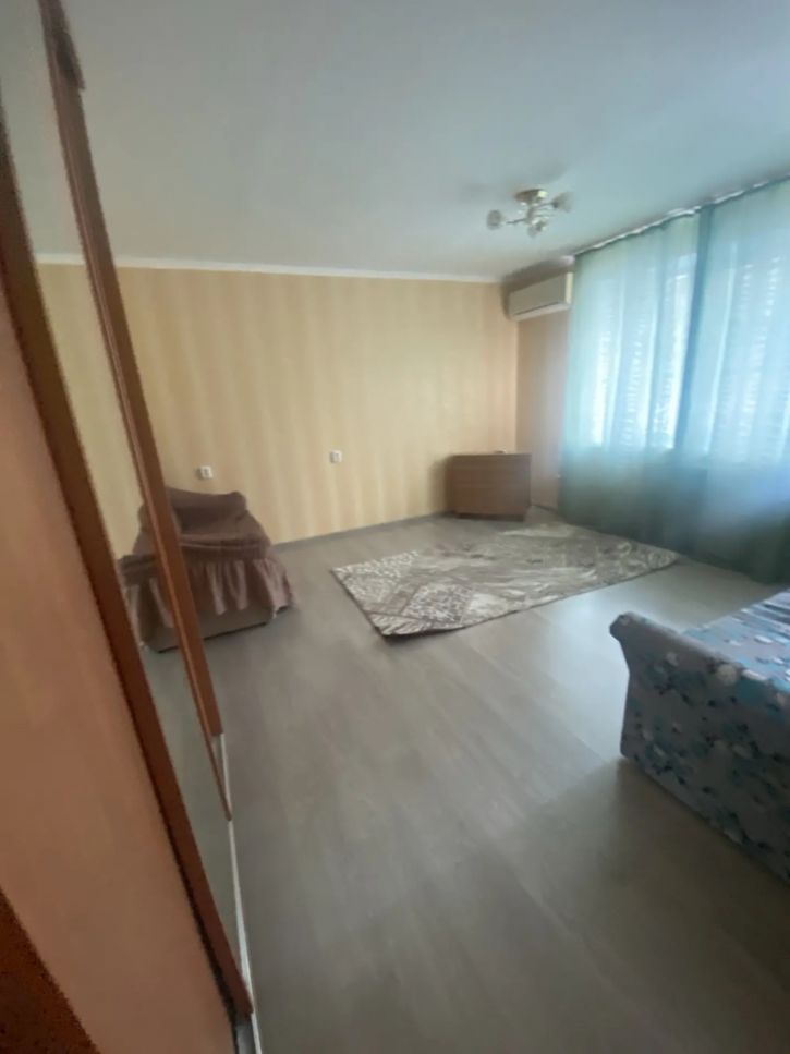 1-комн квартира Советской Армии ул., 222/2