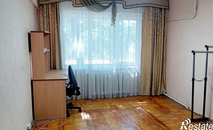 3-комн квартира улица 30 лет Победы, 27,  д. 27