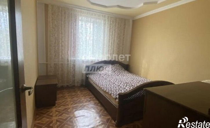 4-комн квартира ул Строителей, 5,  д. 5