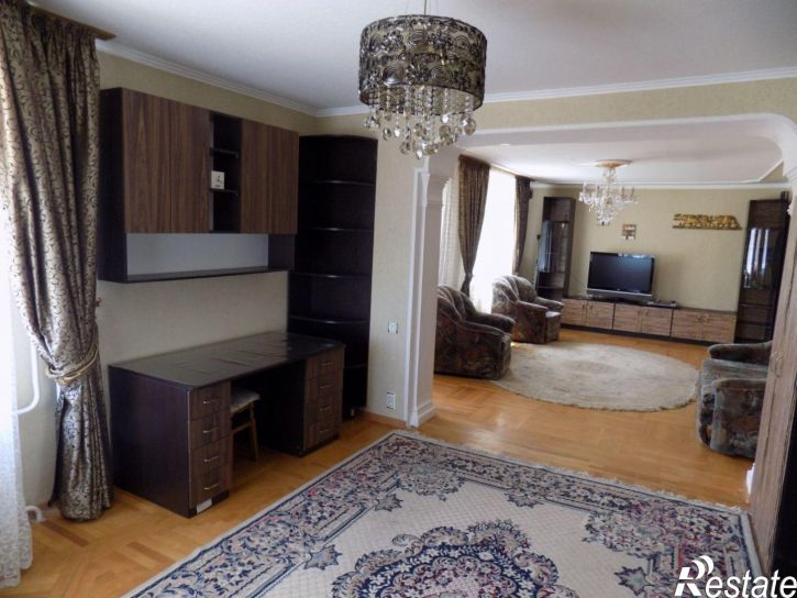 3-комн квартира улица Карла Маркса, 30,  д. 30