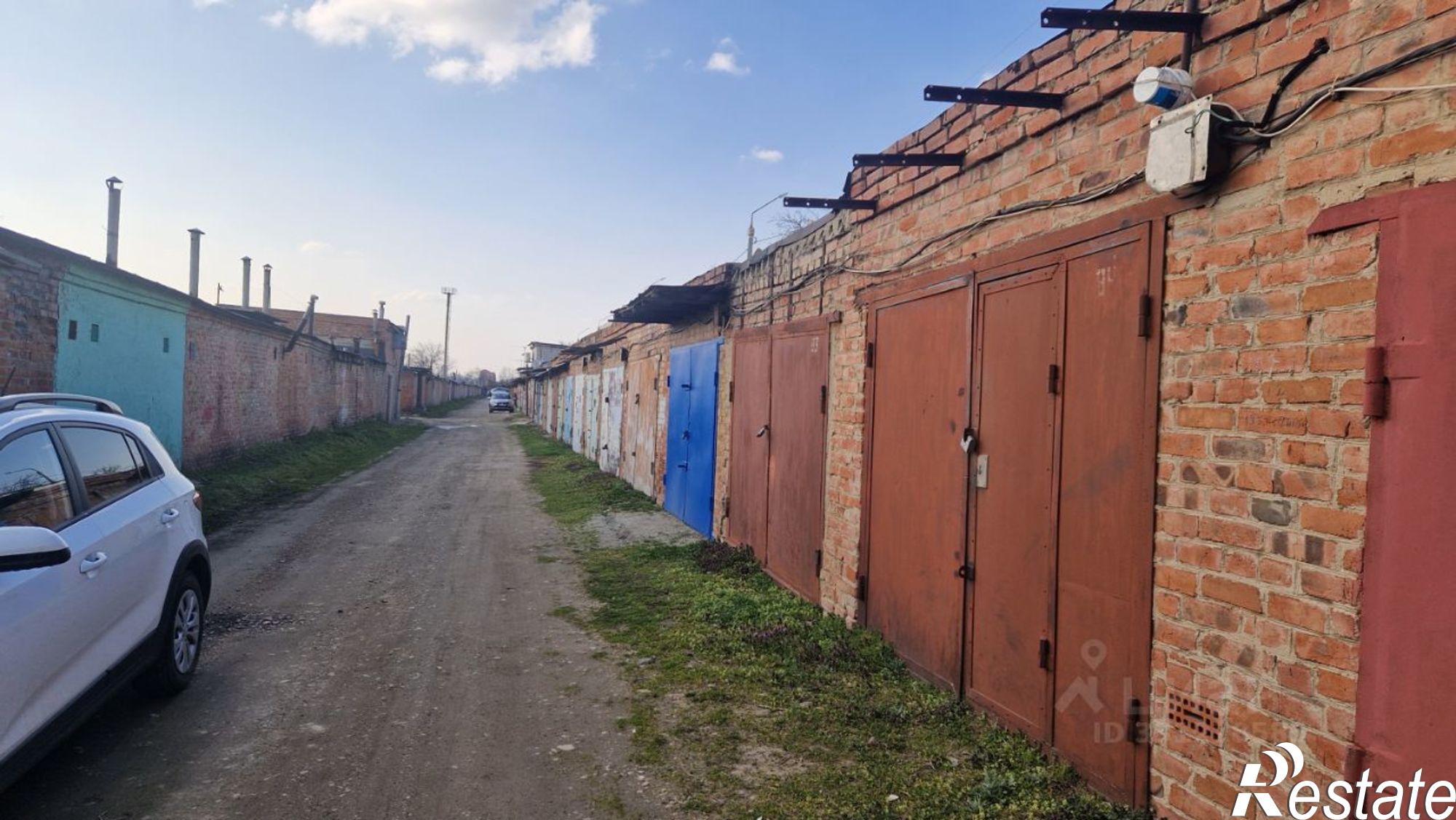 Купить гараж, место в паркинге за 320 008 рублей на улица Мира, 183