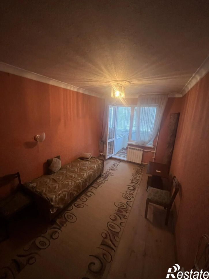 3-комн квартира Новороссийская ул., 44