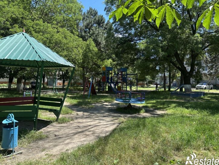 3-комн квартира Каспарова ул., 1