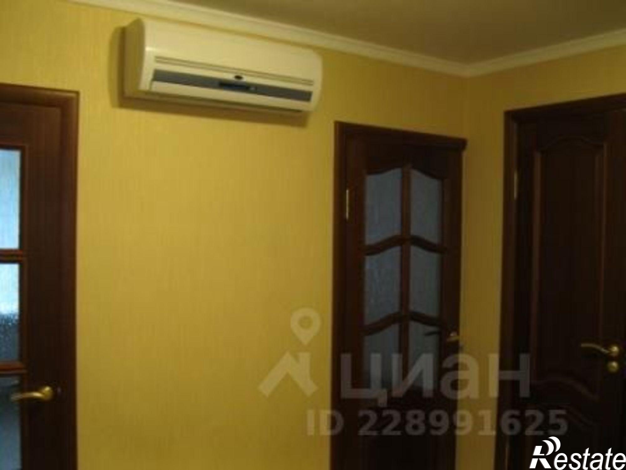 Сдать комнату за 7 500 рублей на улица Луначарского, 153