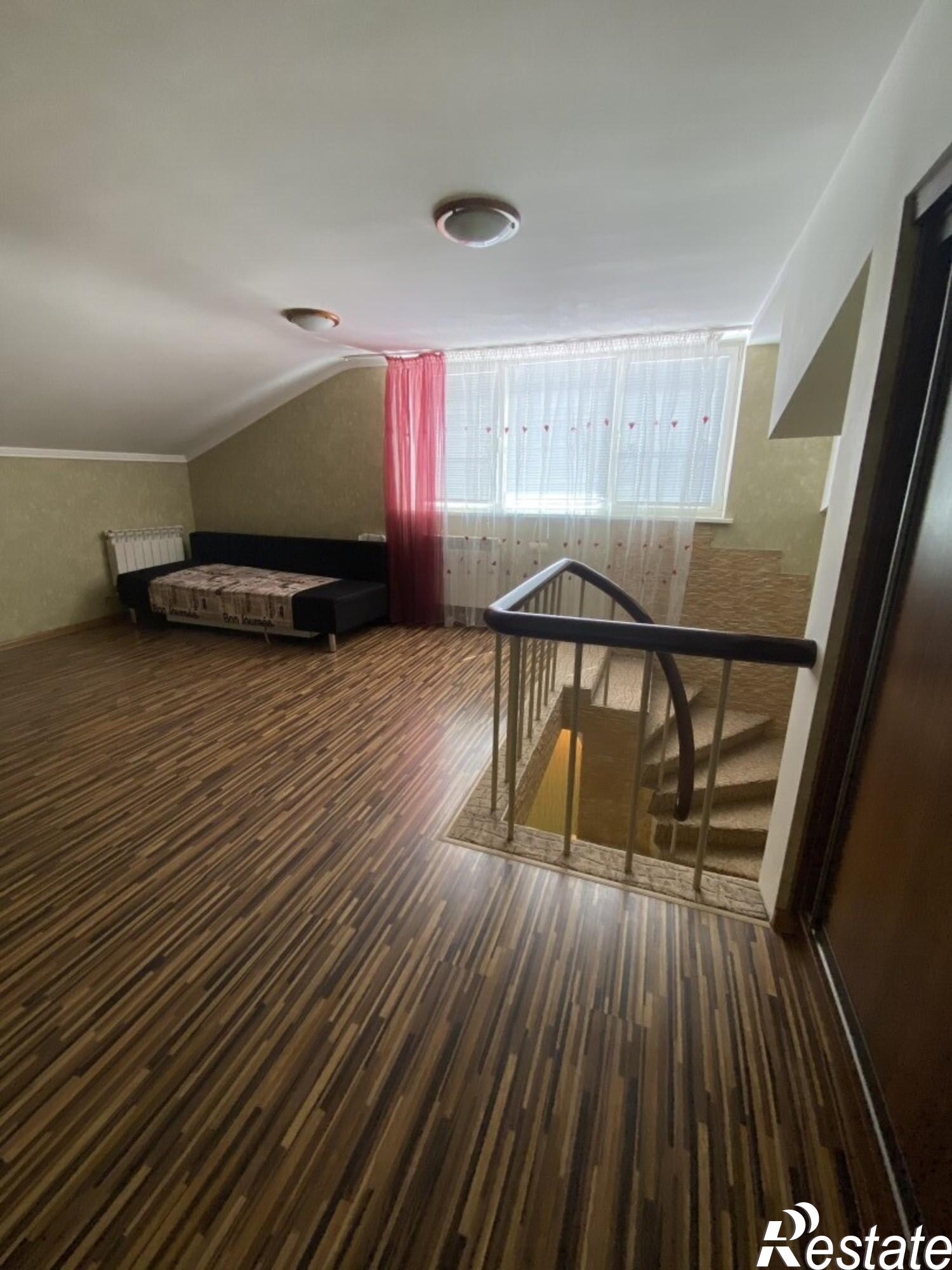 Купить дачу, дом, коттедж за 5 150 000 рублей на Горького ул., 68