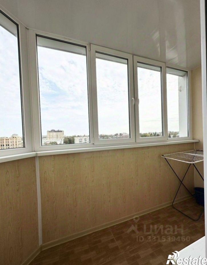 2-комн квартира улица Советской Армии, 44,  д. 44