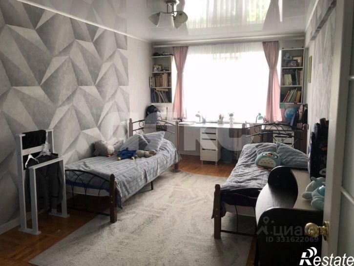3-комн квартира ул Маркова, 48,  д. 48