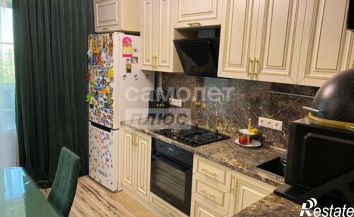 4-комн квартира ул Советской Армии, 32,  д. 32
