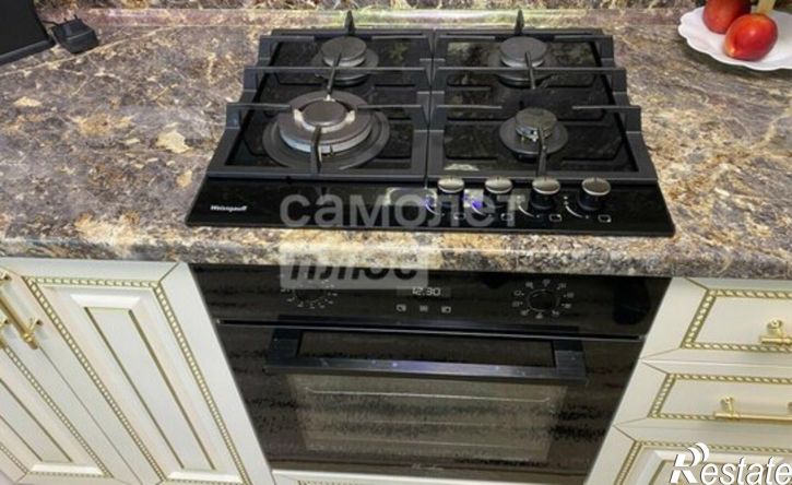 4-комн квартира ул Советской Армии, 32,  д. 32