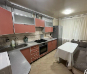 2-комн, 60кв м, этаж 1/10 ул Ефремова, 11