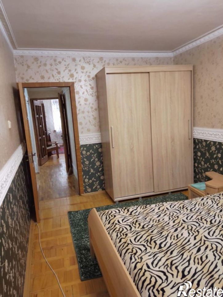 3-комн квартира ул Полины Осипенко, 112,  д. 112