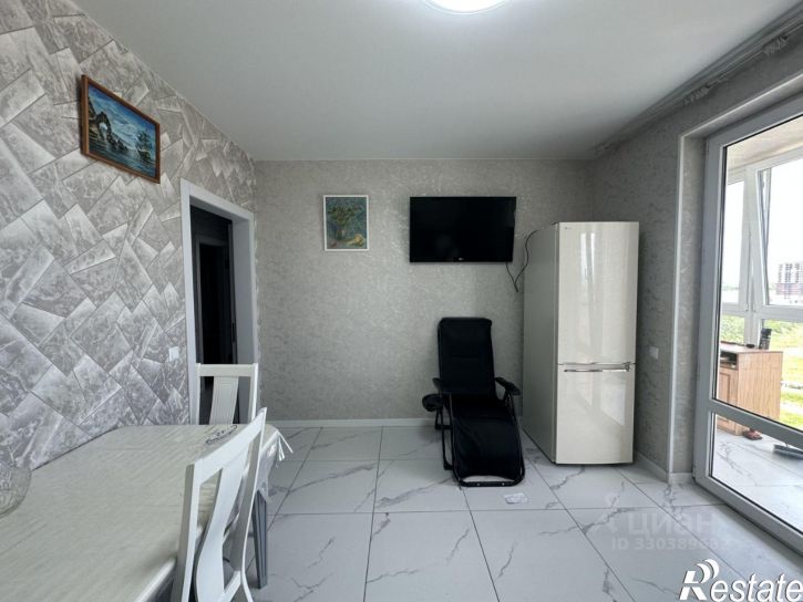 2-комн квартира 8-й микрорайон, 8к2