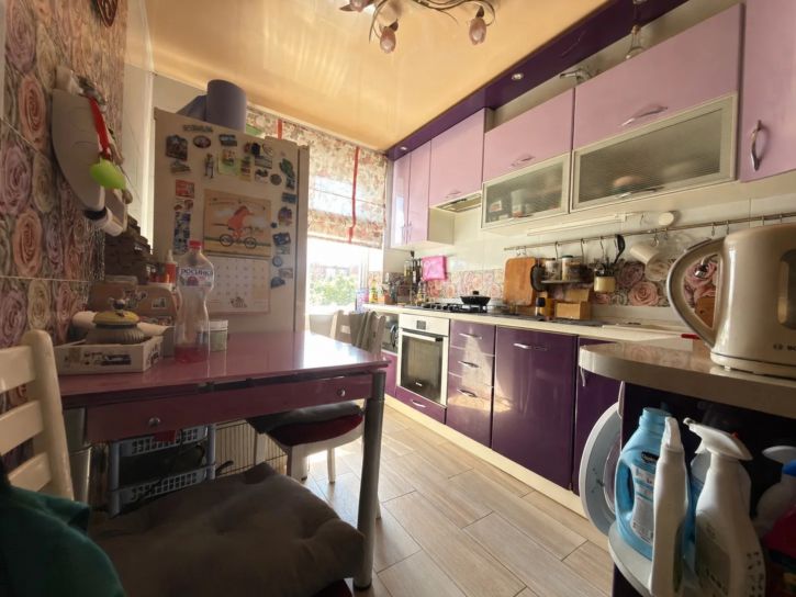 3-комн квартира Луначарского ул., 102