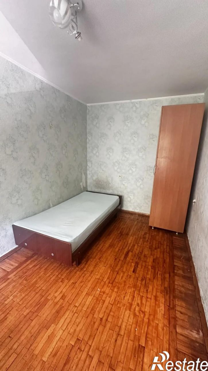 3-комн квартира Маршала Жукова ул., 136а