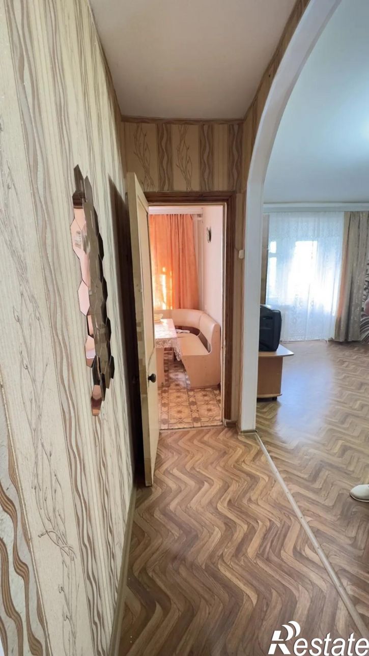 2-комн квартира Черноморская ул., 32
