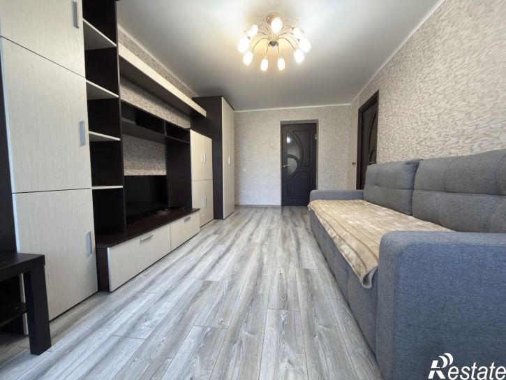 3-комн квартира Советской Армии ул., 222/1