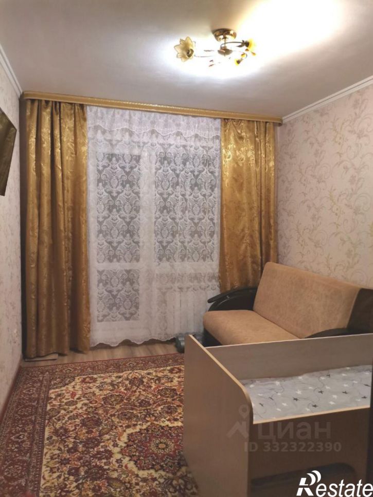 2-комн квартира 8-й микрорайон, 4/1