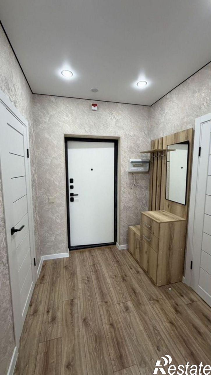 1-комн квартира 8-й микрорайон, 8