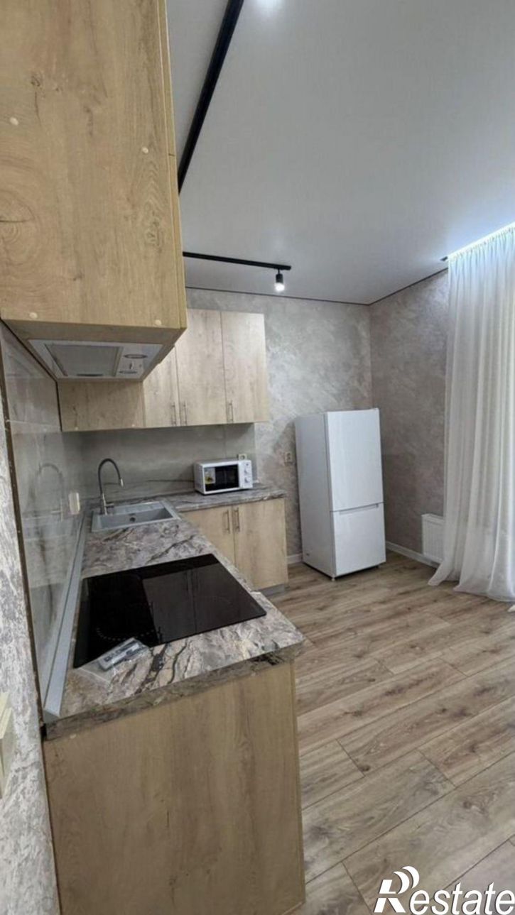 1-комн квартира 8-й микрорайон, 8