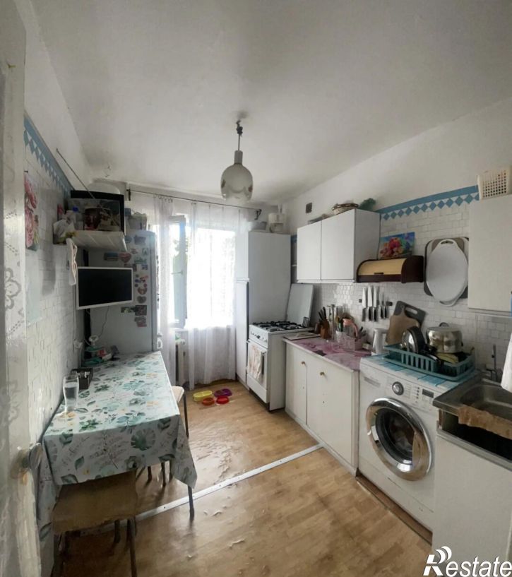 2-комн квартира Азовская ул., 6