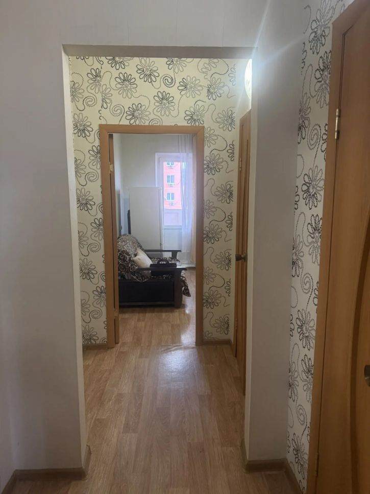1-комн квартира Авиаторов проспект, 4