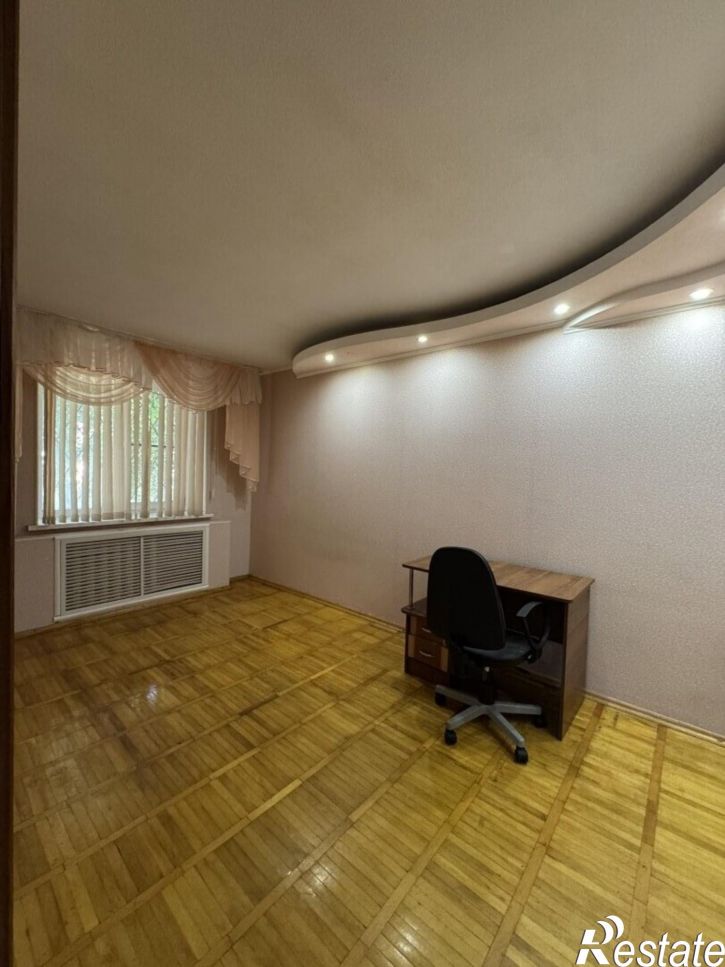2-комн квартира Луначарского ул., 408