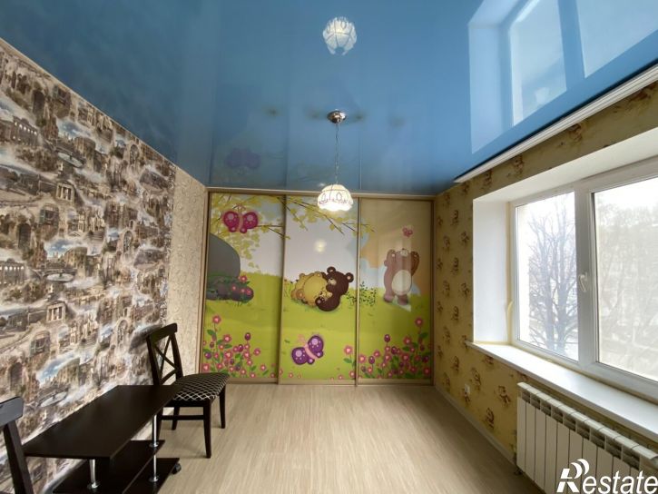 3-комн квартира Советской Армии ул., 32