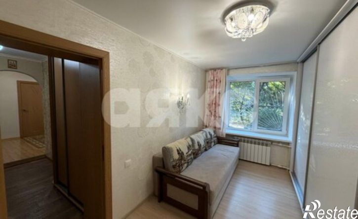 3-комн квартира ул 11-я Линия, 1,  д. 1