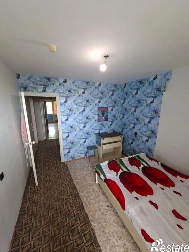 2-комн квартира Заполярная ул., 4