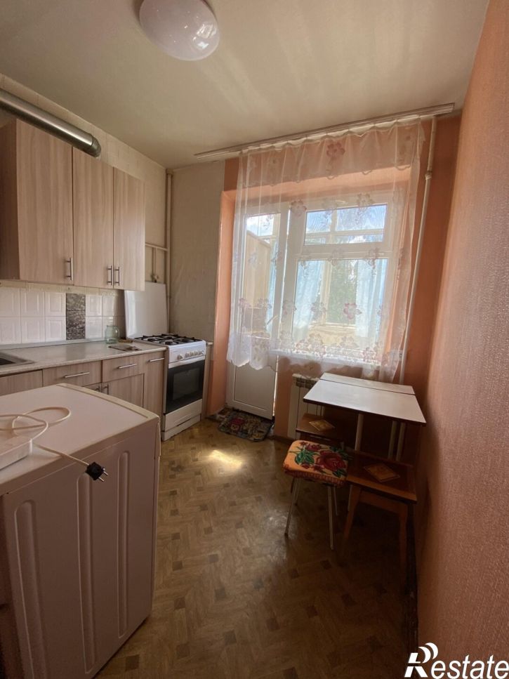 2-комн квартира Черноморская ул., 18