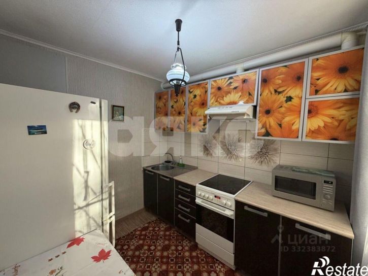 3-комн квартира ул 11-я Линия, 16,  д. 16