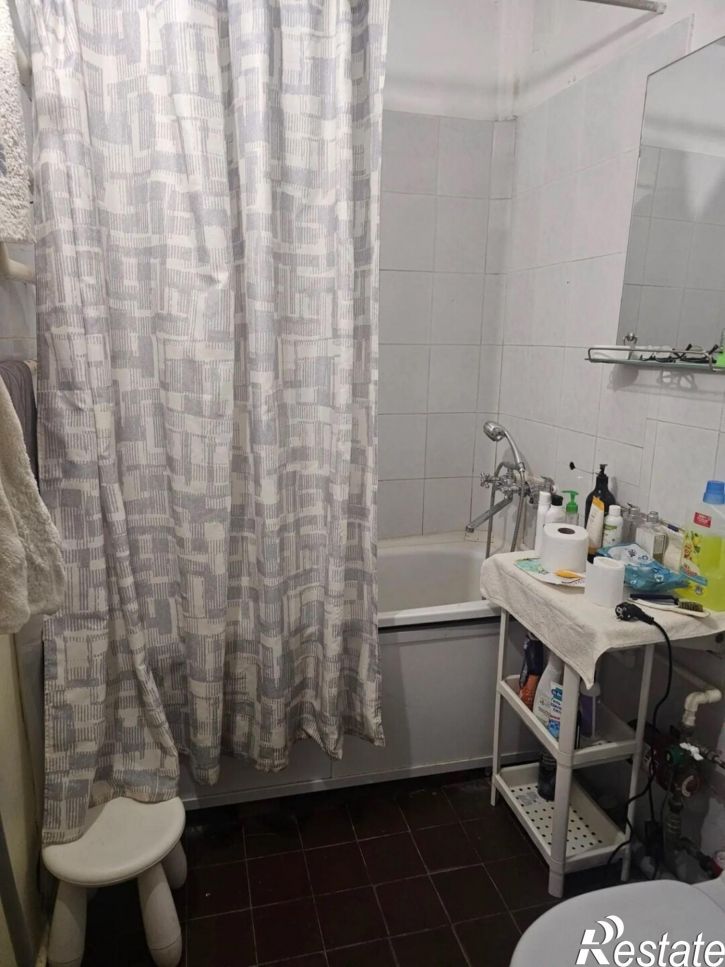 2-комн квартира Азовская ул., 5