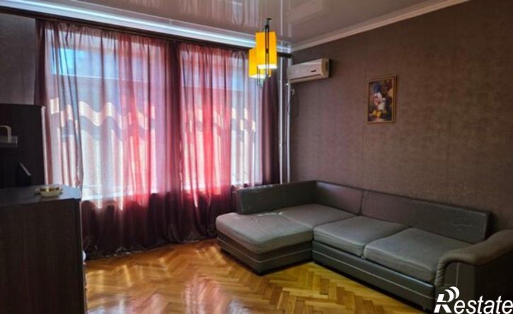 3-комн квартира ул Ефремова, 35,  д. 35