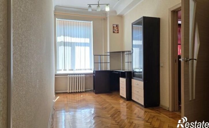 3-комн квартира ул Ефремова, 35,  д. 35