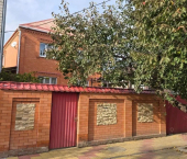 коттедж 302 кв м ул Шаумяна, 126