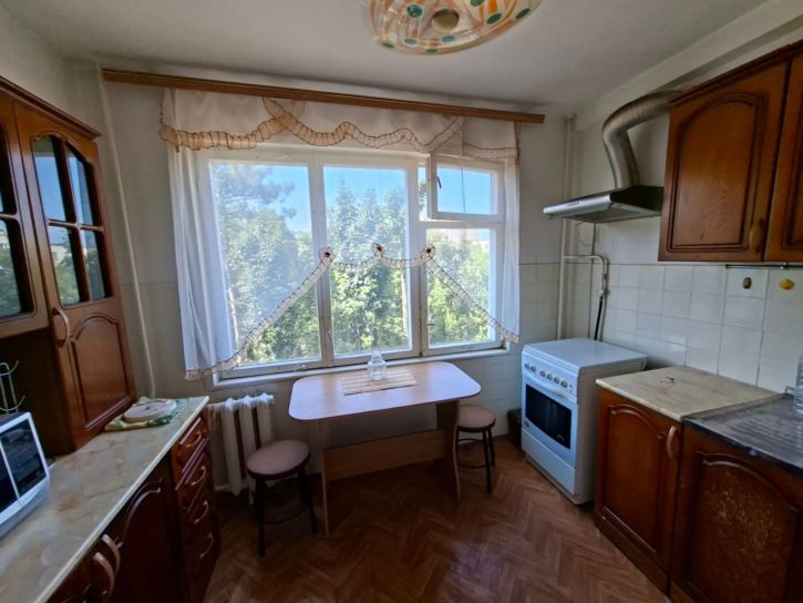 3-комн квартира Азовская ул., 14
