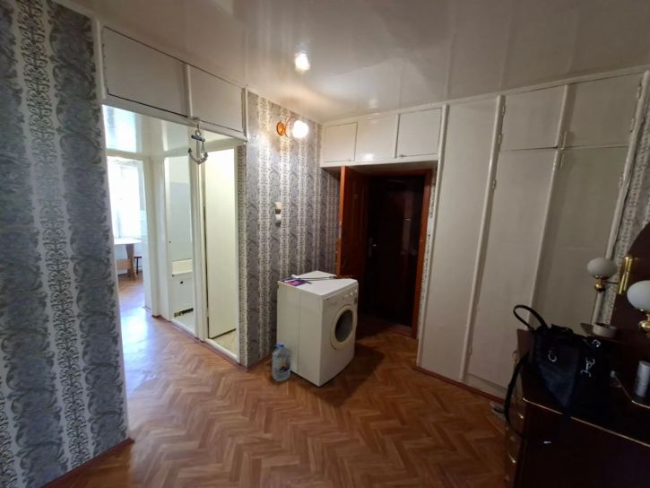 3-комн квартира Азовская ул., 14